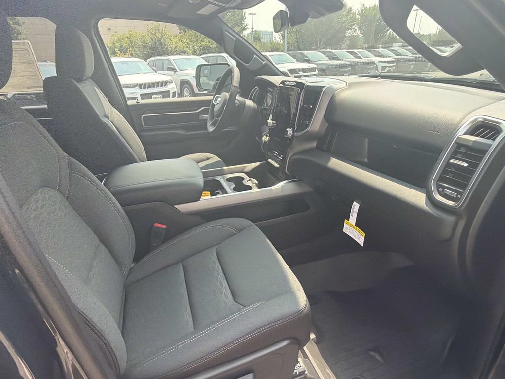 New 2026 RAM 1500 Big Horn AWD/4WD image 26