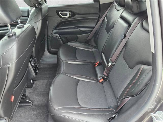 Used 2022 Jeep Compass Trailhawk image 18