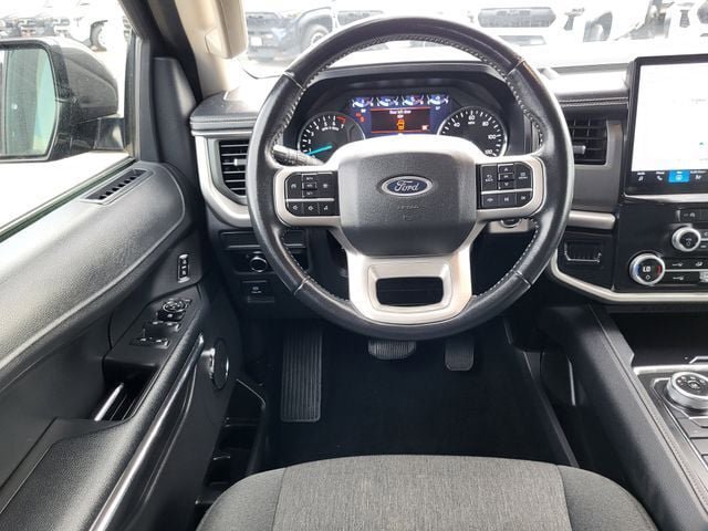 Used 2024 Ford Expedition Max XLT AWD/4WD image 25