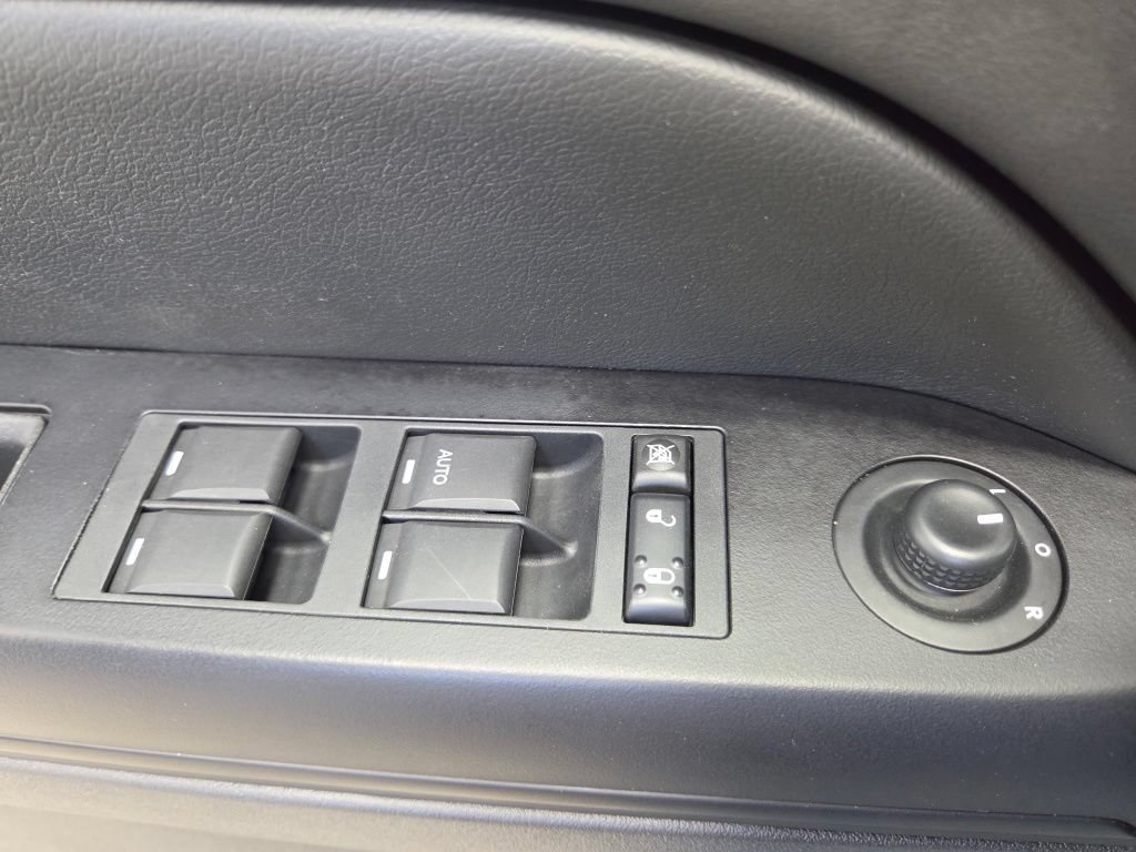 Used 2017 Jeep Patriot High Altitude AWD/4WD image 19