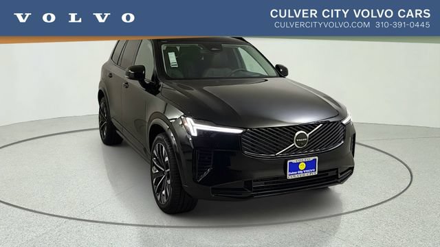 New 2026 Volvo XC90 B6 Ultra w/ Protection Package