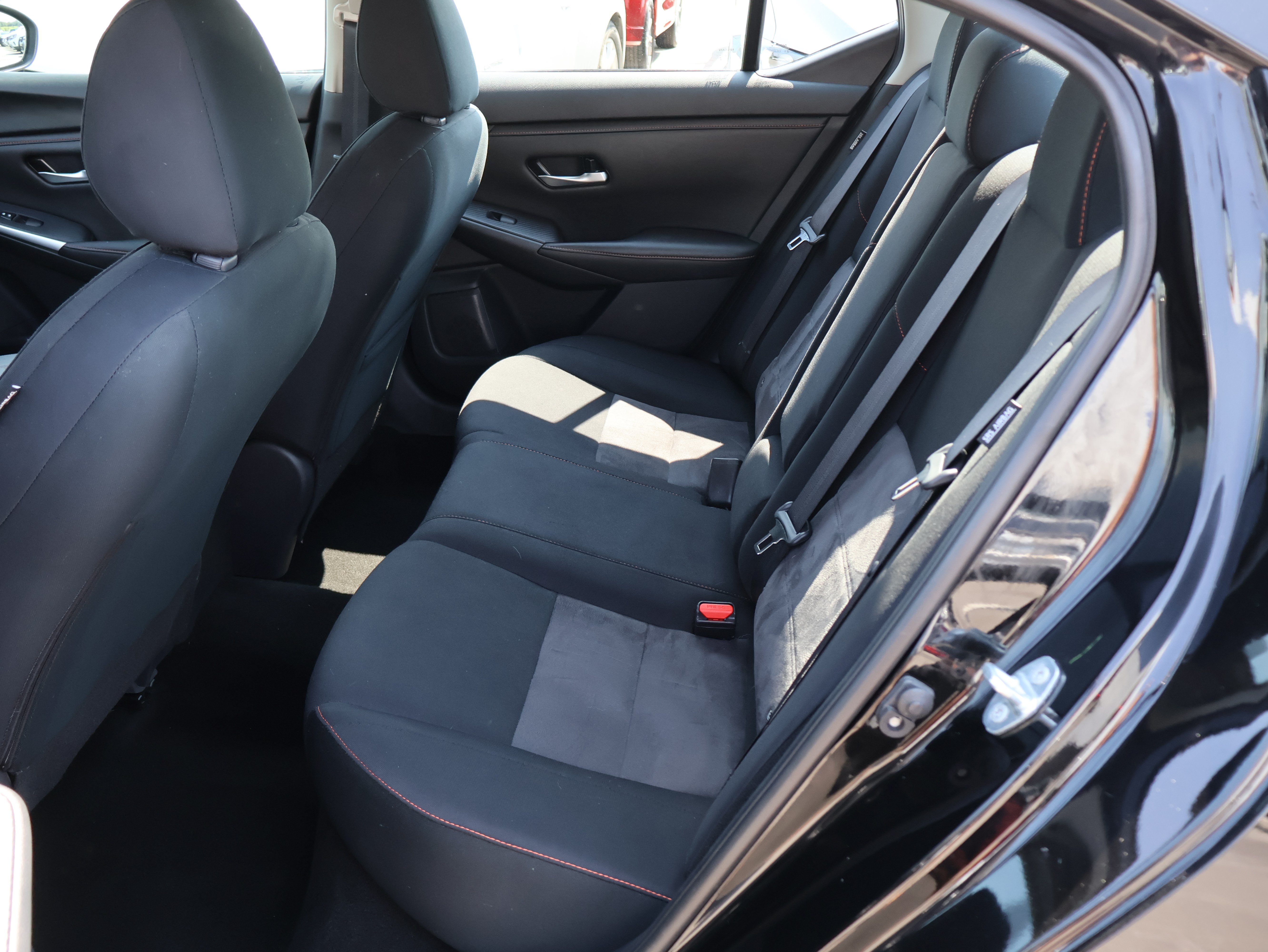 Used 2024 Nissan Sentra SR FWD image 9