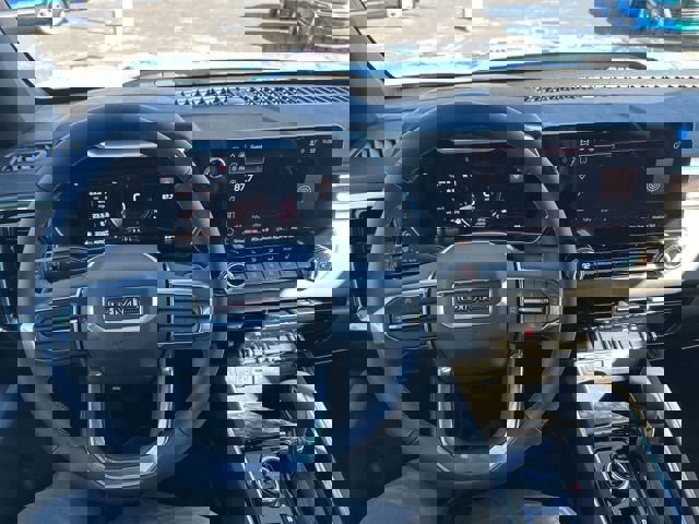 New 2026 GMC Canyon Elevation w/ Convenience Package image 9