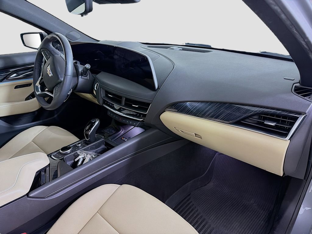 Used 2025 Cadillac CT5 Premium Luxury image 32