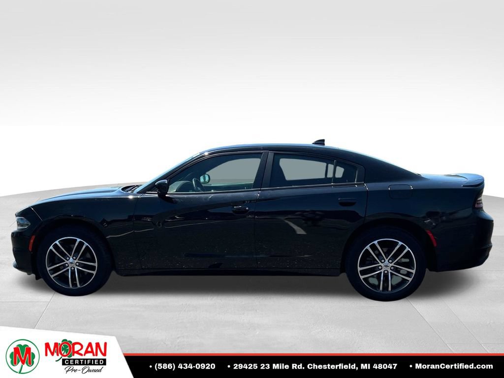 Used 2019 Dodge Charger SXT AWD/4WD image 2