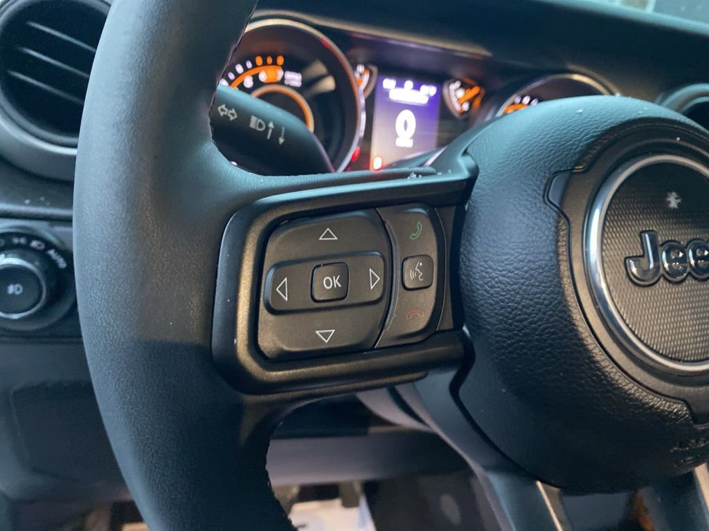 Used 2023 Jeep Wrangler Sport S image 20