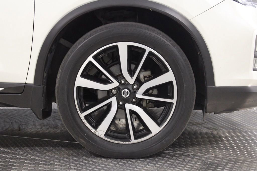 Used 2020 Nissan Rogue SL w/ Premium Package image 14