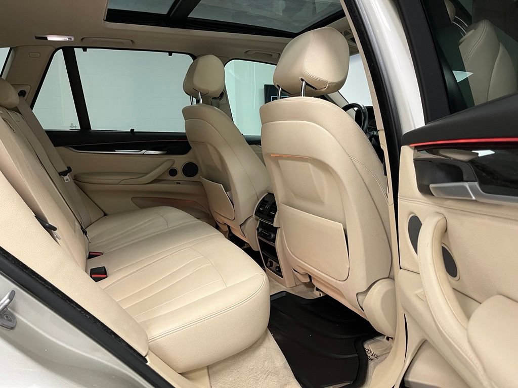 Used 2015 BMW X5 xDrive35i AWD/4WD image 53