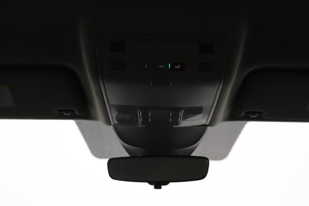 Used 2023 Volkswagen Taos SE FWD image 23