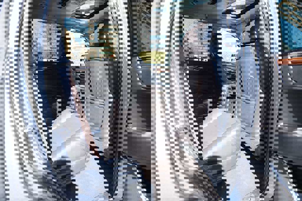 Used 2020 Cadillac Escalade Luxury image 26