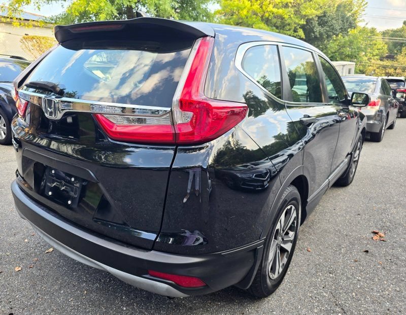 Used 2017 Honda CR-V LX image 6