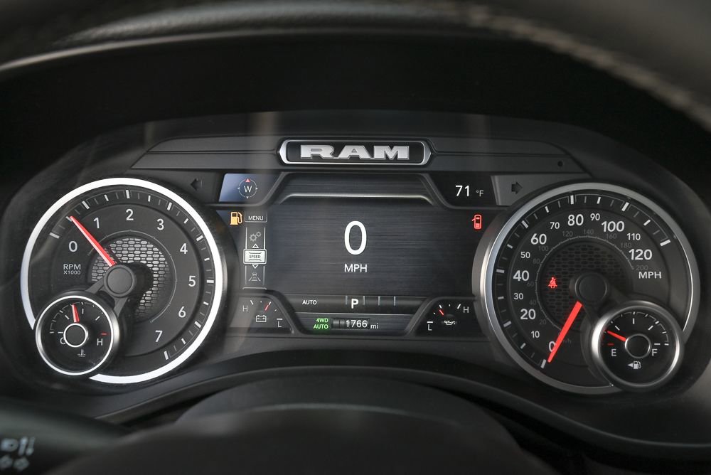 Used 2026 RAM 1500 Laramie AWD/4WD image 19