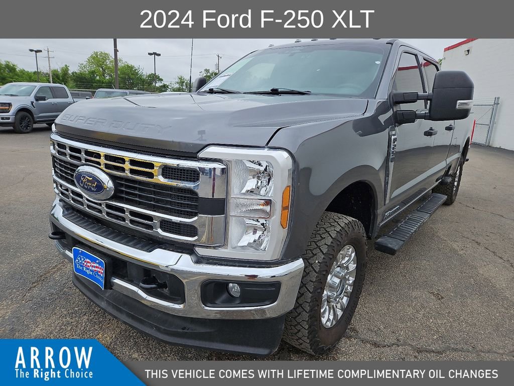 Used 2024 Ford F250 XLT AWD/4WD image 4