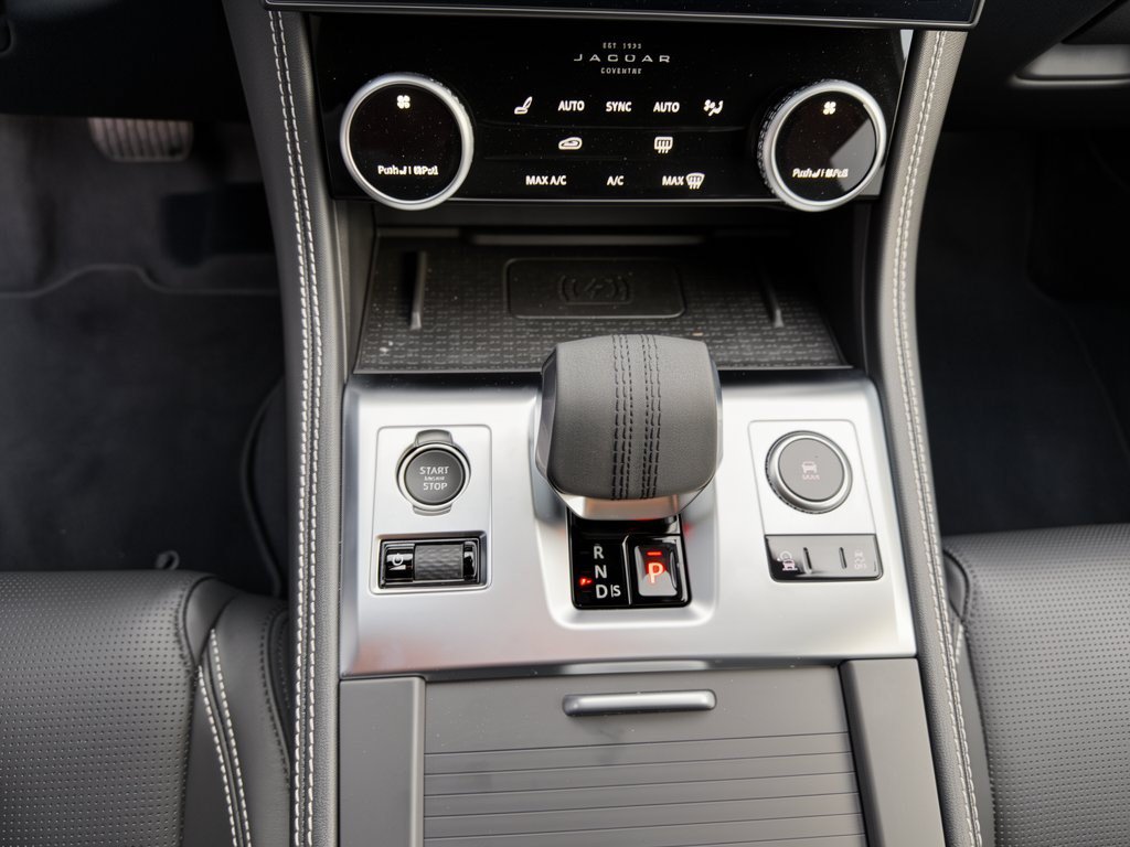 New 2026 Jaguar F-PACE R-Dynamic S AWD/4WD image 22