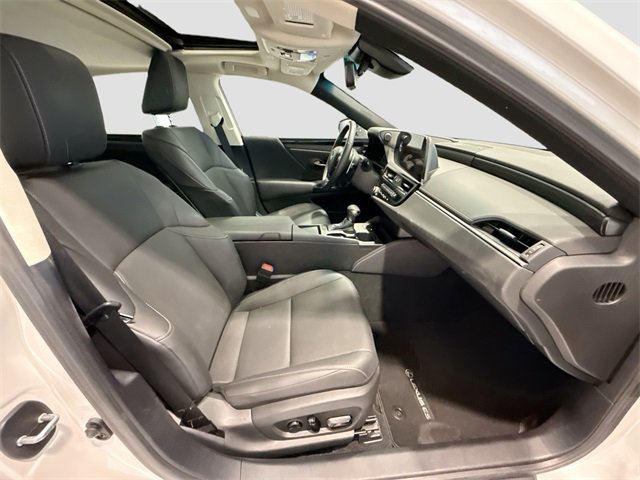 Used 2025 Lexus ES 350 image 23