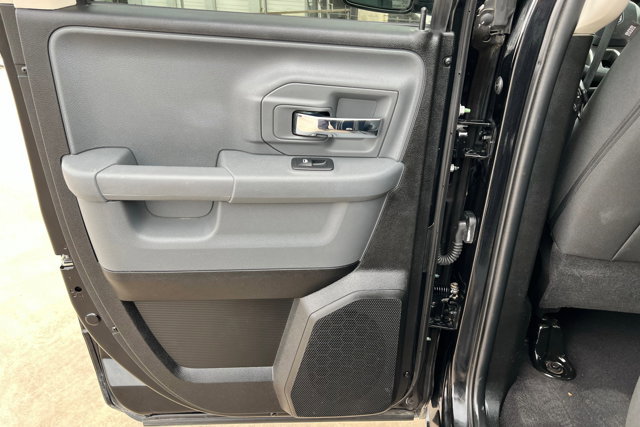 Used 2024 RAM 1500 Classic SLT image 18