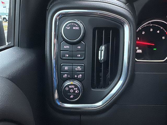 Used 2022 Chevrolet Silverado 2500 LTZ w/ LTZ Plus Package image 17