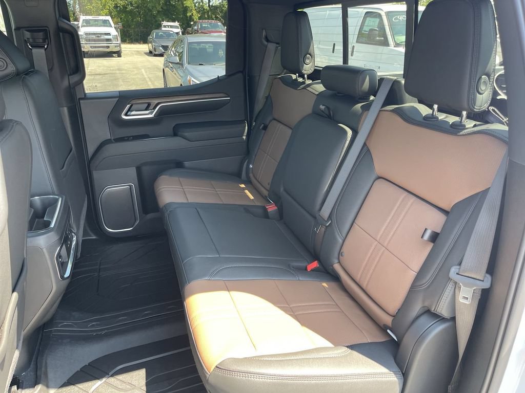 New 2026 Chevrolet Silverado 1500 High Country AWD/4WD image 22