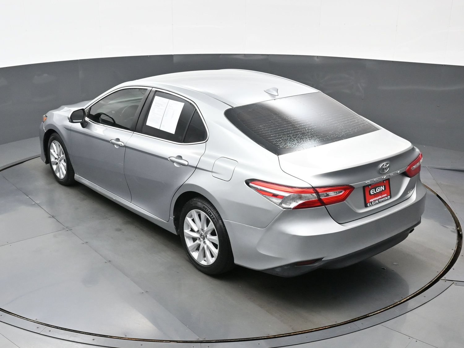 Used 2019 Toyota Camry LE FWD image 37
