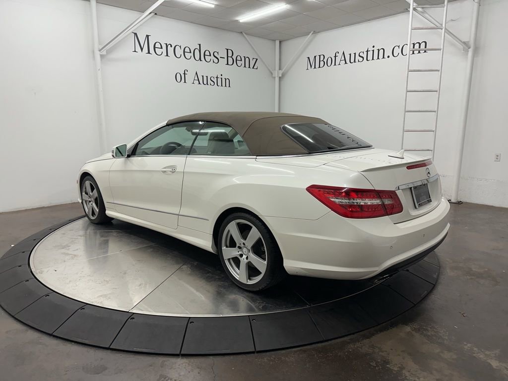 Used 2011 Mercedes-Benz E 550 Cabriolet image 5