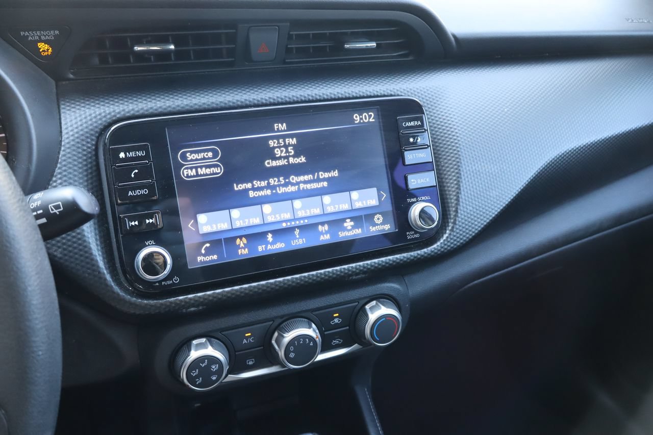 Used 2024 Nissan Kicks SV FWD image 6