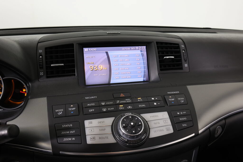 Used 2007 INFINITI M45 Sport w/ Technology Pkg RWD image 34