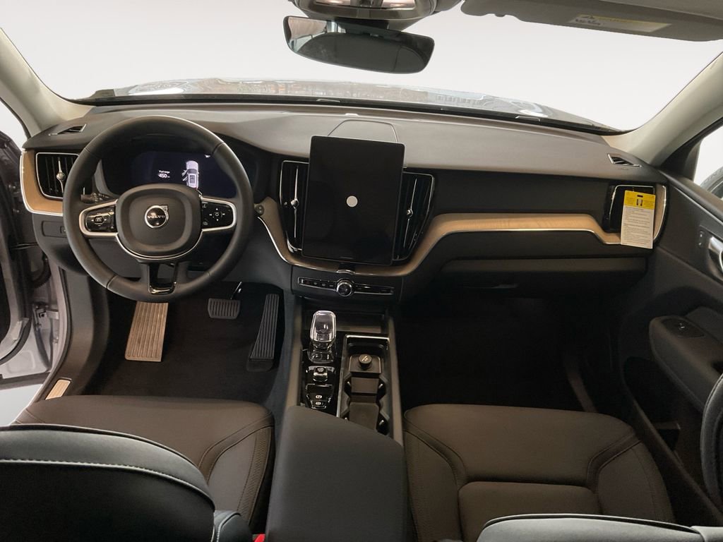 New 2026 Volvo XC60 B5 Plus w/ Protection Package Premier image 10