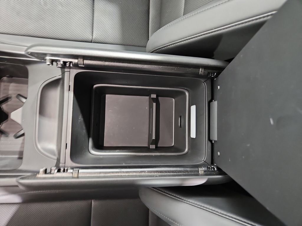 Used 2025 Hyundai Santa Fe XRT image 27