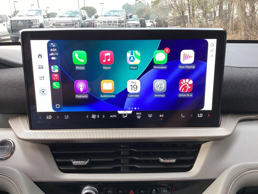 Used 2025 Ford Explorer Active w/ Active Comfort Package image 54