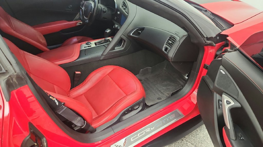 Used 2016 Chevrolet Corvette Stingray Coupe w/ 2LT Preferred Equipment Group RWD image 23