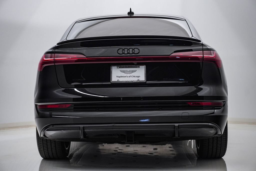 Used 2022 Audi e-tron Premium Plus w/ Premium Plus Package AWD/4WD image 7