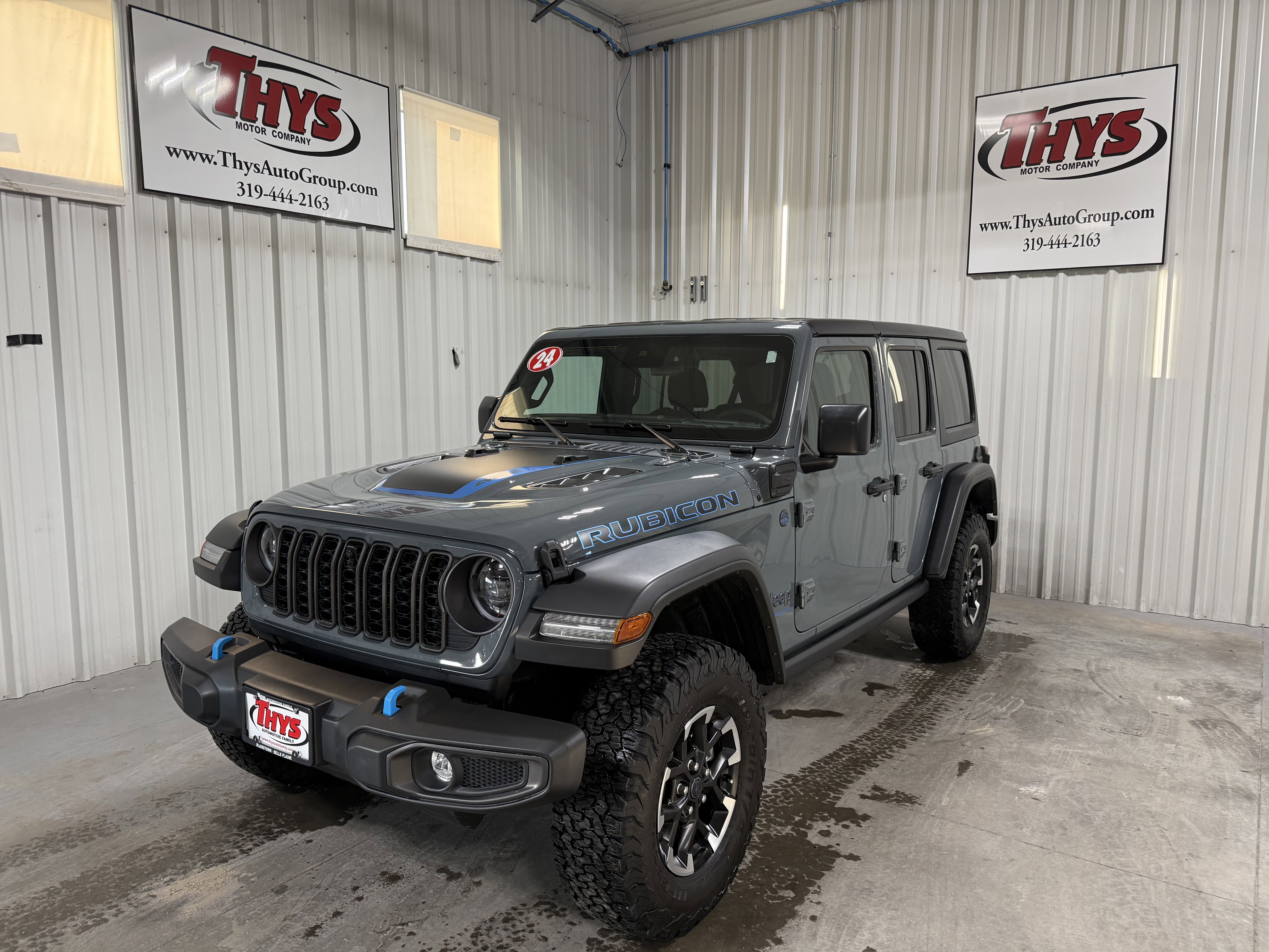 Used 2024 Jeep Wrangler Unlimited Rubicon 4xe w/ Technology Group image 16