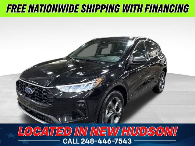 Used 2025 Ford Escape ST-Line AWD/4WD image 1
