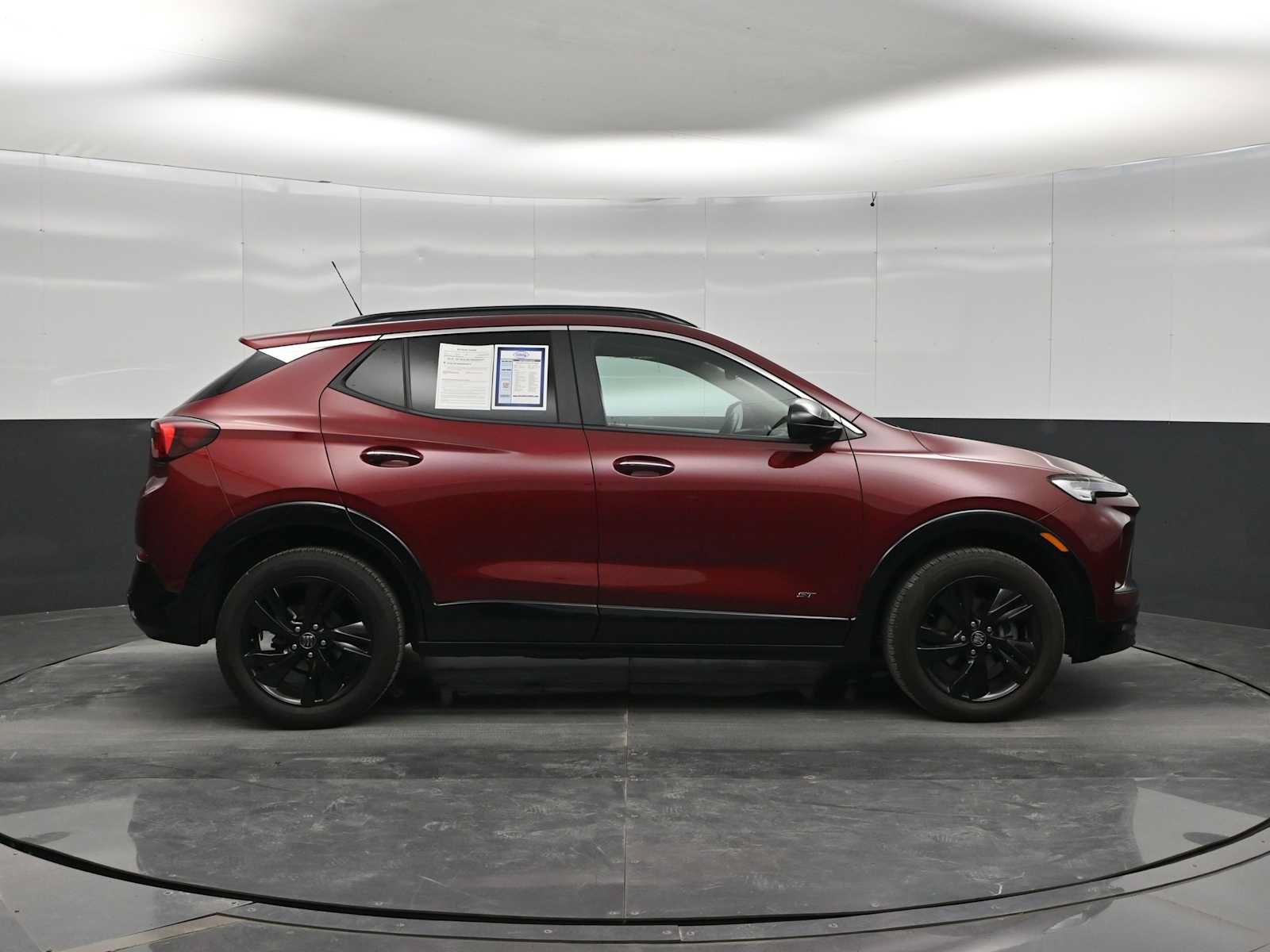 Used 2025 Buick Encore GX Sport Touring w/ Advanced Technology Package AWD/4WD image 9