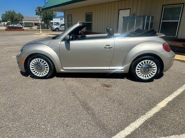 Used 2013 Volkswagen Beetle 2.5 FWD image 6