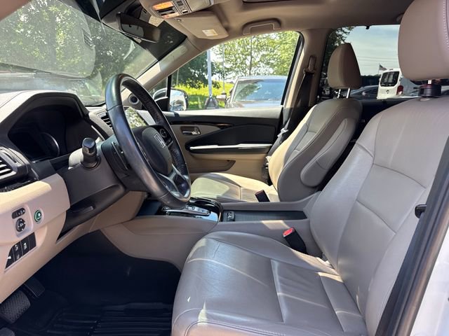 Used 2022 Honda Pilot Touring image 14