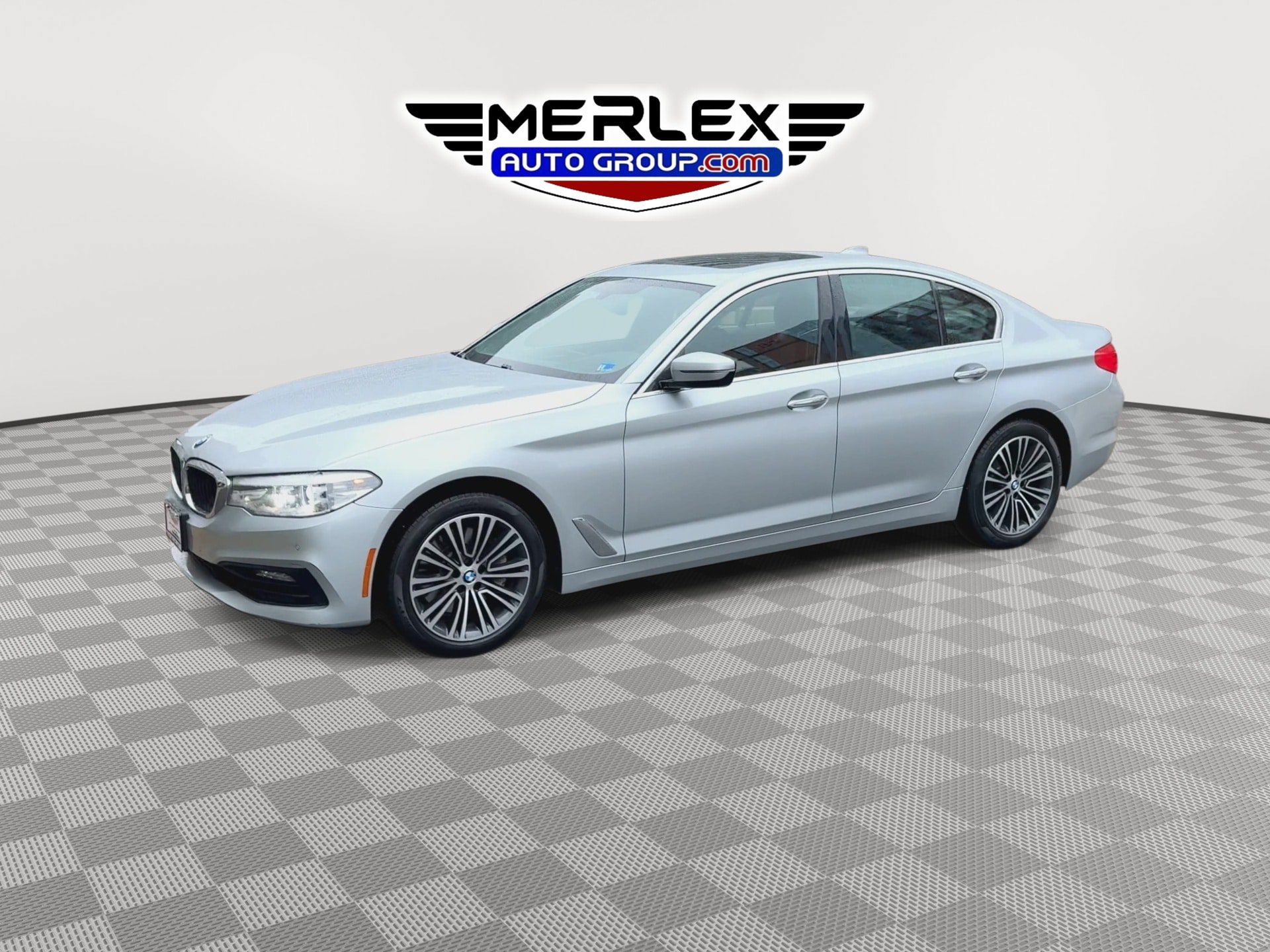 Used 2018 BMW 530i xDrive AWD/4WD image 4