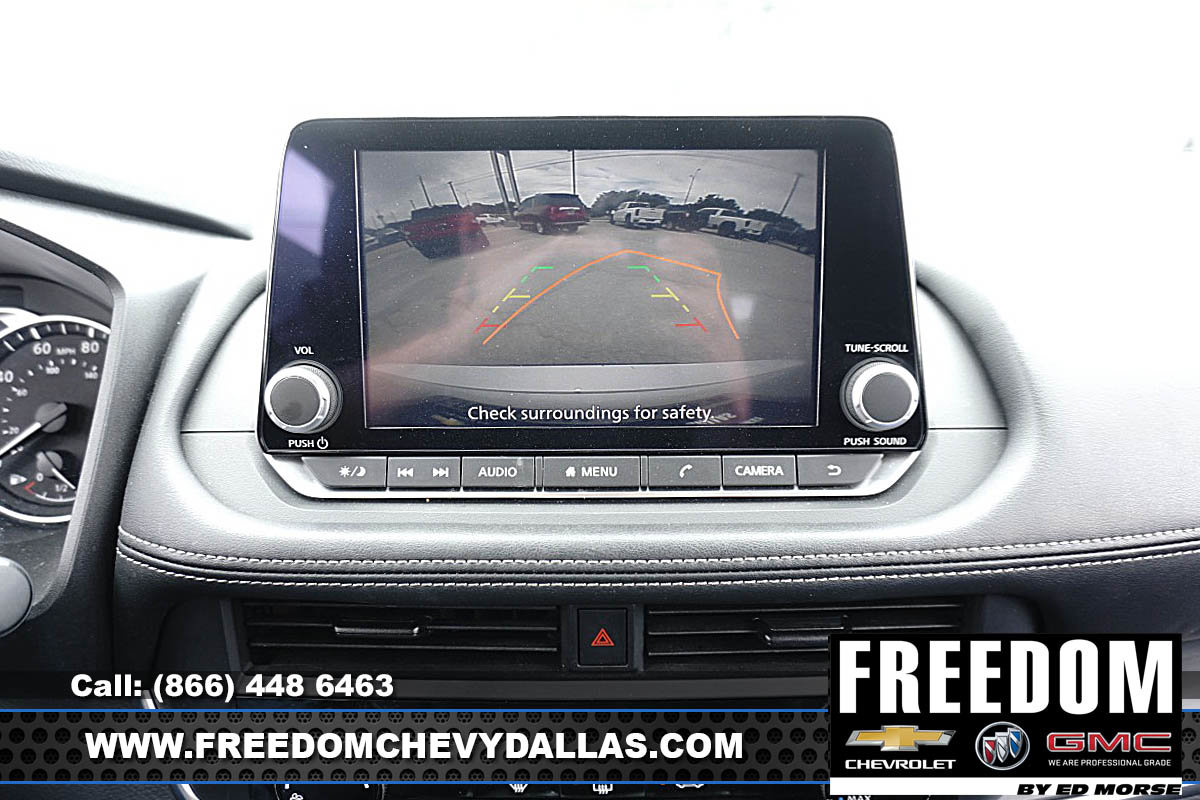 Used 2024 Nissan Rogue S FWD image 5