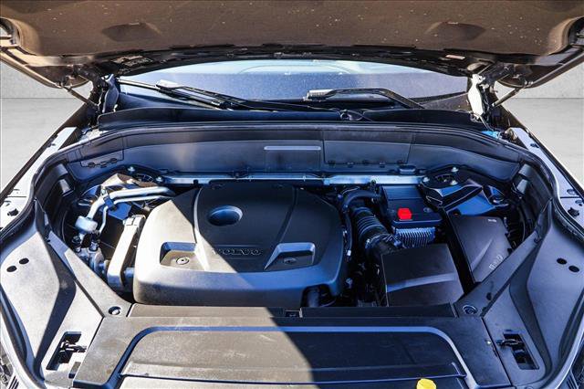 Used 2018 Volvo XC90 T6 Momentum w/ Convenience Package AWD/4WD image 30