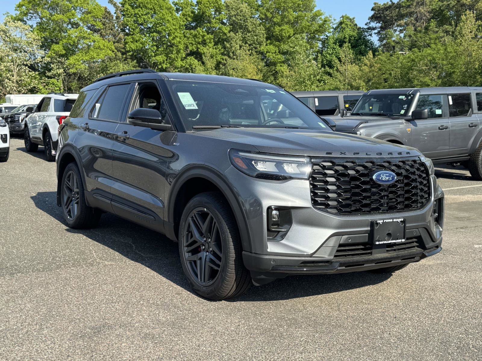 New 2026 Ford Explorer ST-Line AWD/4WD image 2