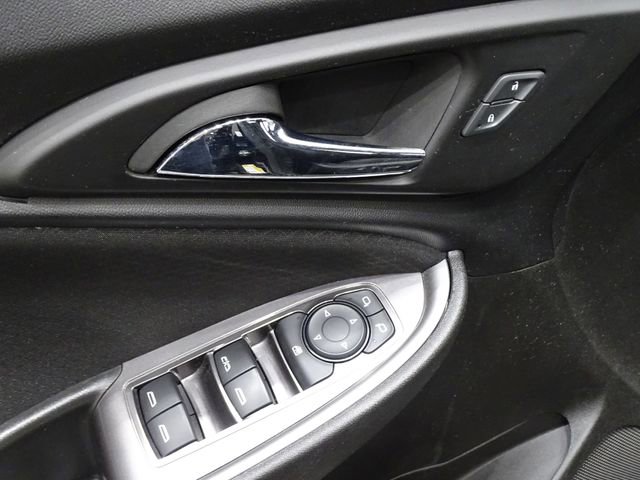 Used 2023 Chevrolet Malibu LT FWD image 16