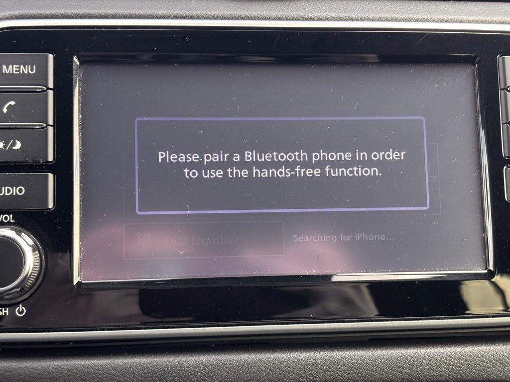 Used 2020 Nissan Versa S image 25