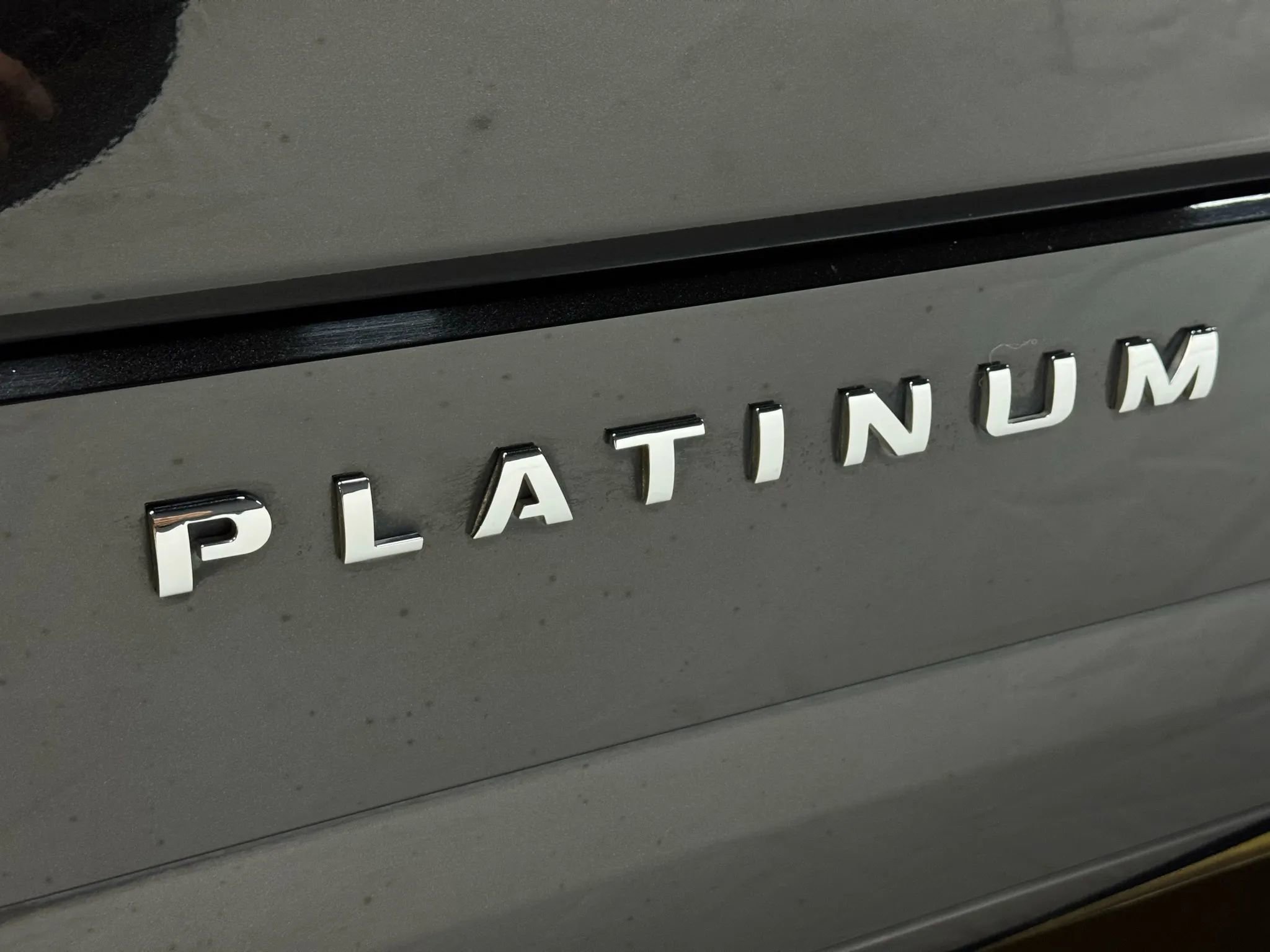 Used 2015 Ford Expedition EL Platinum image 11