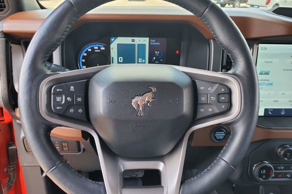 Used 2024 Ford Bronco Outer Banks AWD/4WD image 6