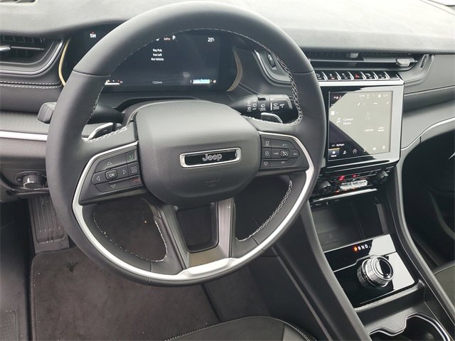 New 2025 Jeep Grand Cherokee L Altitude image 20