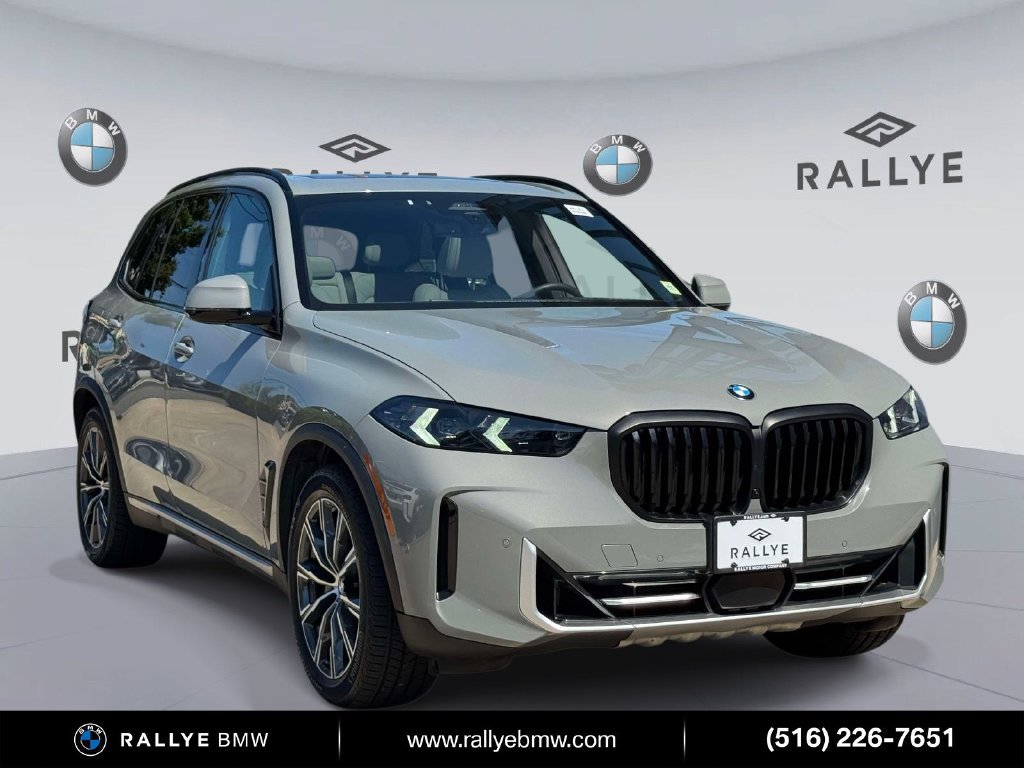 Certified 2025 BMW X5 xDrive40i w/ M Sport Package AWD/4WD image 1