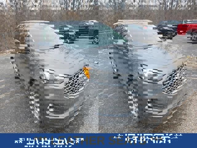 Used 2023 Ford Edge SEL w/ Convenience Package image 3