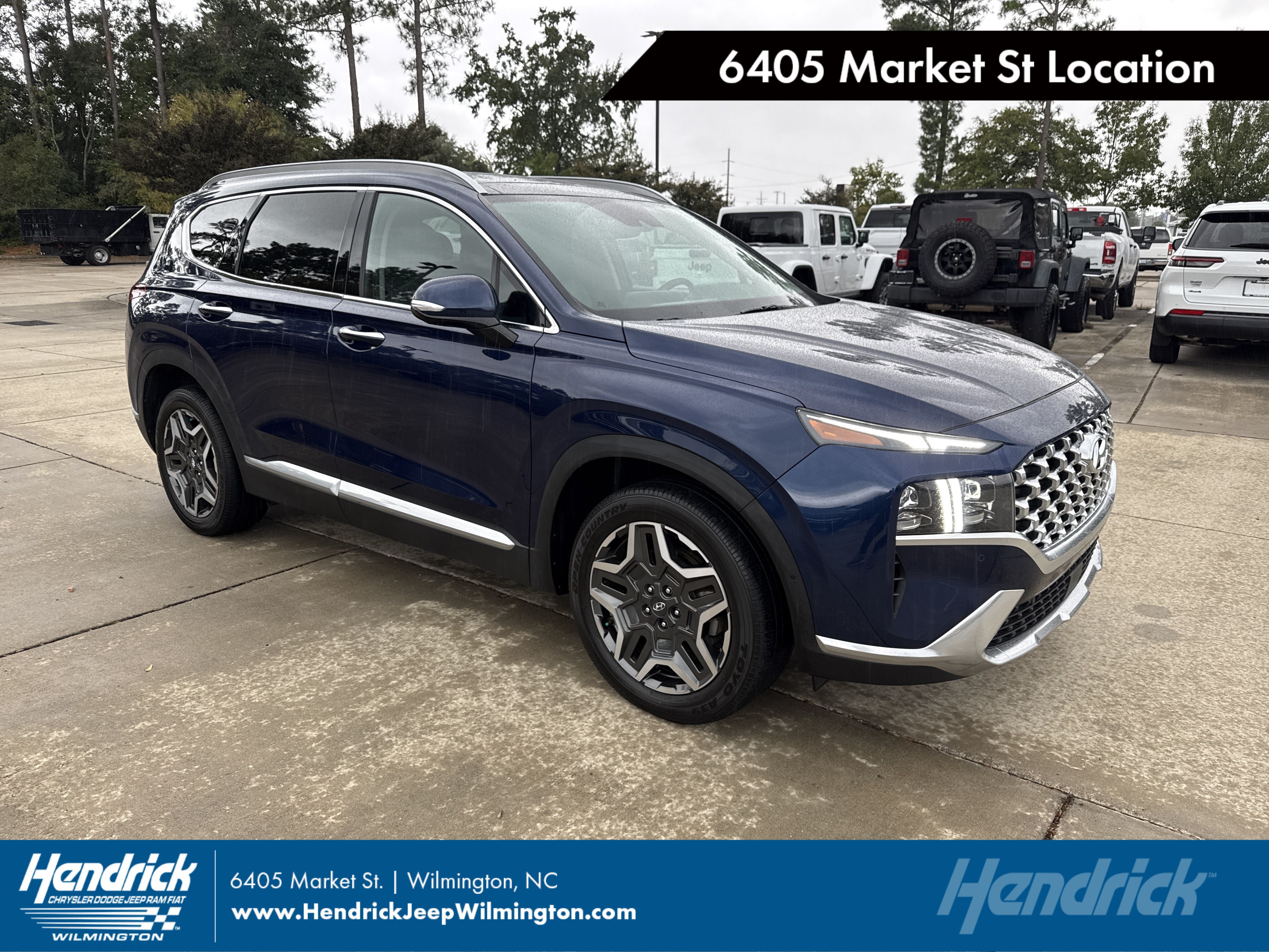Used 2021 Hyundai Santa Fe Limited w/ Cargo Package FWD image 1