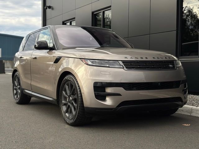 Used 2023 Land Rover Range Rover Sport SE image 9