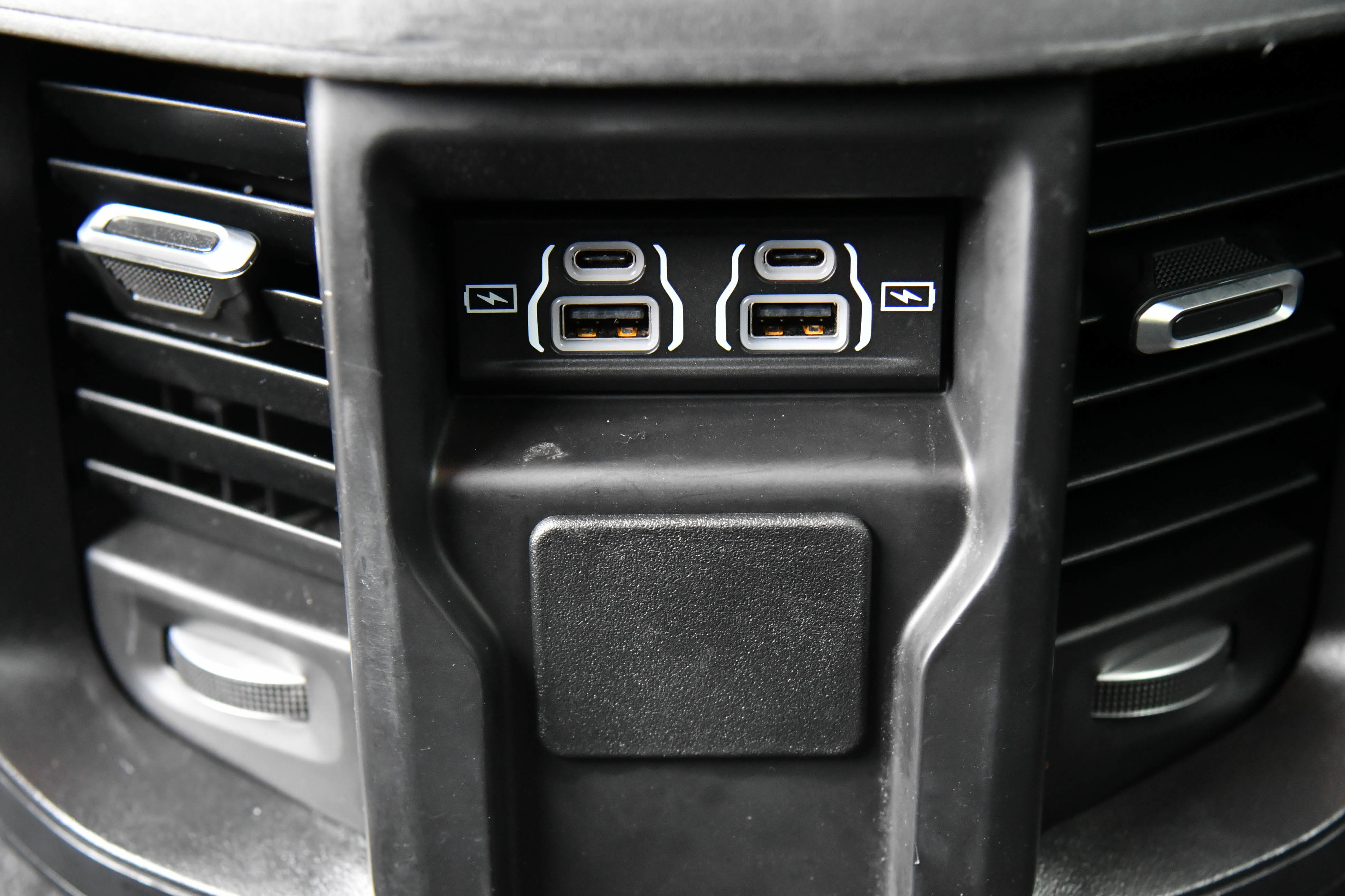 Used 2024 RAM 2500 Big Horn w/ Night Edition image 42